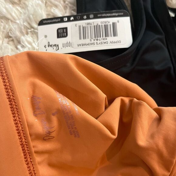 Nwt Dippin’ Daisy’s black lace up halter top ultra high waist orange bikini set - Picture 3 of 4